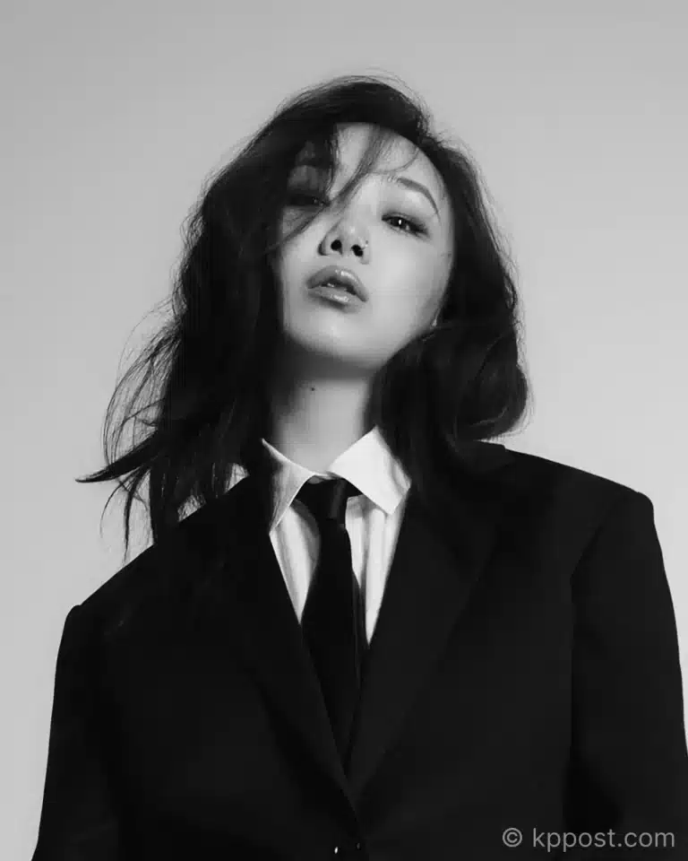 안신애가 2026년 6월 10일 MBC M ‘쇼! 챔피언’ 600회 특집에 출연해 ‘사람들은 모두 변하나 봐’ 무대를 선보인다. 이 곡은 리메이크 앨범 ‘Best Before’ 수록곡이다.
