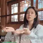 배우 백진희가 유튜브 채널 ‘지니이즈백’에서 데뷔 초 이중계약 사기 피해와 ‘하이킥! 짧은 다리의 역습’ 이후 갑작스러운 관심으로 겪은 심리적 부담을 고백했다.