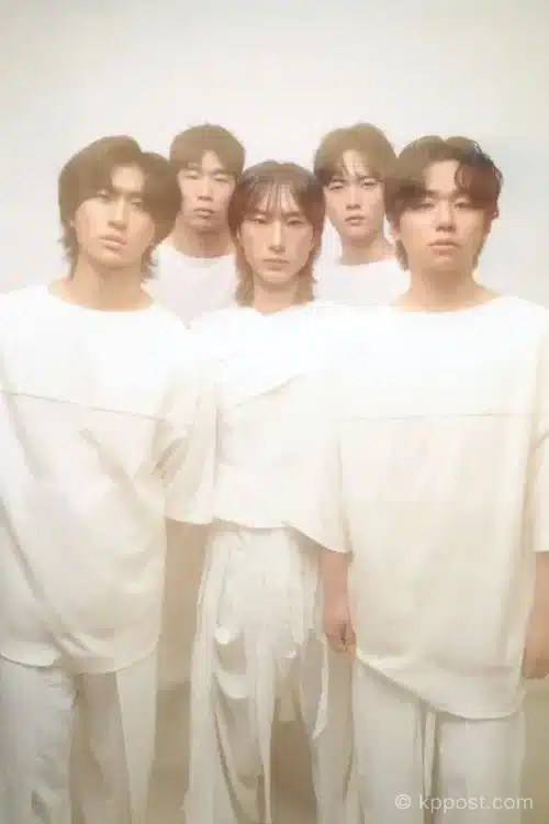 서도밴드 정규 1집 ‘원’이 8월 14일 발매된다. 2019년 서도의 솔로 활동과 2020년 밴드 결성 이후 처음 내놓는 정규 앨범으로, 판소리의 서사와 팝을 결합한 조선팝 음악 세계를 집대성한다.
