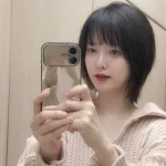 구혜선 쇼트커트 변신 후 셀프 커트 근황을 공개한 모습